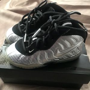 Metallic silver little posite pro